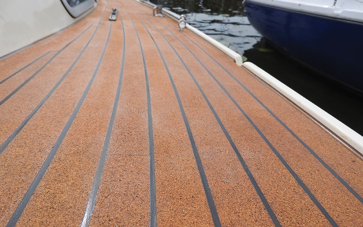 Hydrophobic Deck Surfaces